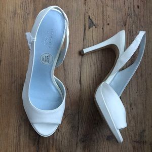 White Wedding Shoes NWT